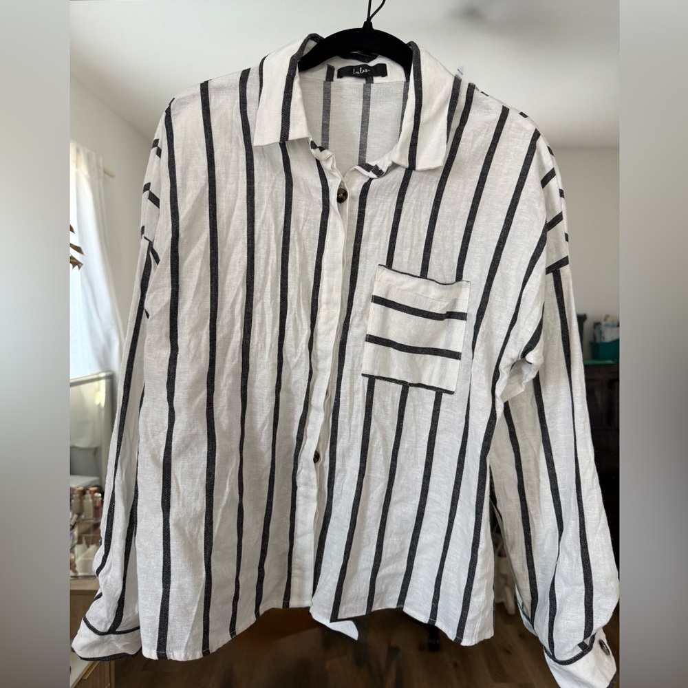 Linen pin strip button down